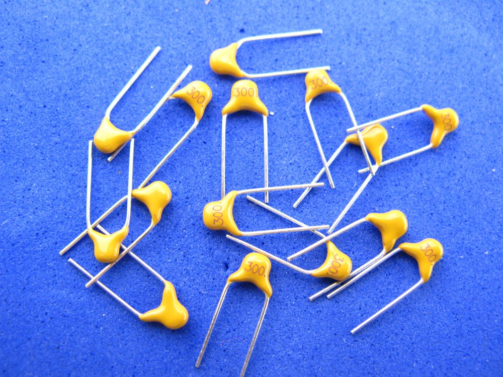 1000pcs 50v 30pf Monolithic Ceramic Capacitor 300 30pf 0 03nf Monolithic Ceramic Capacitor Capacitor Electronic Components